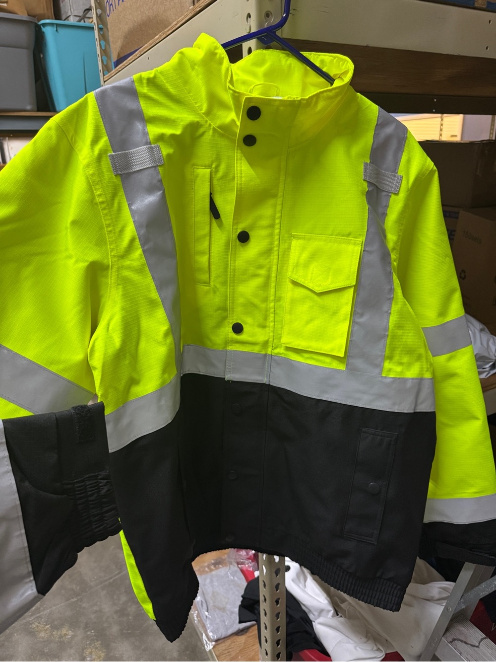 Safety jacket. ANSI 107. Hi visibility. Waterproof jacket. new! Size XL